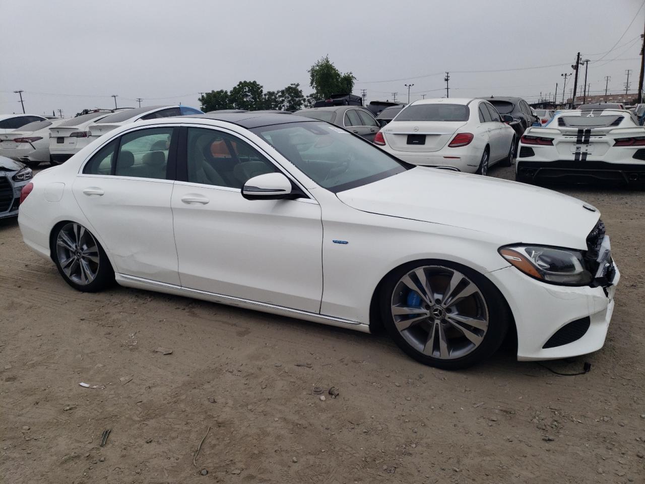 2017 Mercedes-Benz C 350E vin: 55SWF4HB4HU225037