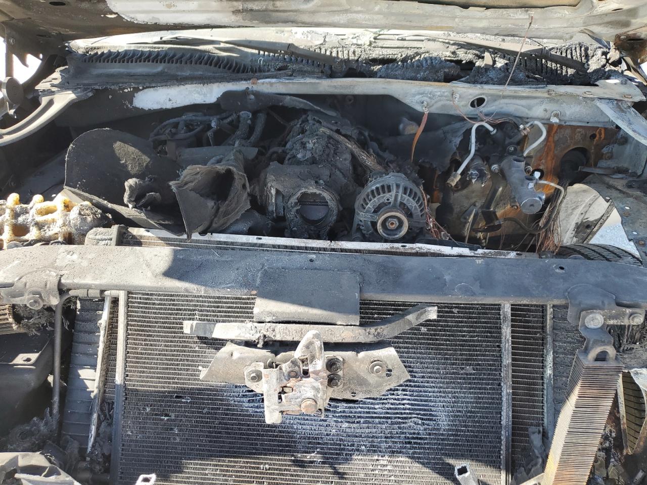 1GNEC13V25R235133 2005 Chevrolet Tahoe C1500