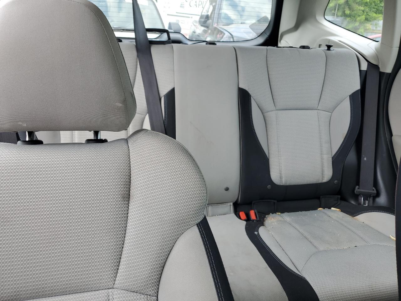 JF2SKACC7KH567956 2019 Subaru Forester