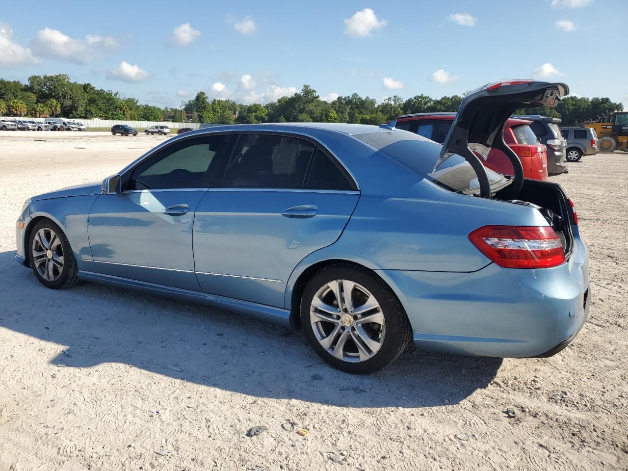 WDDHF8HB9BA495372 2011 Mercedes-Benz E 350 4Matic