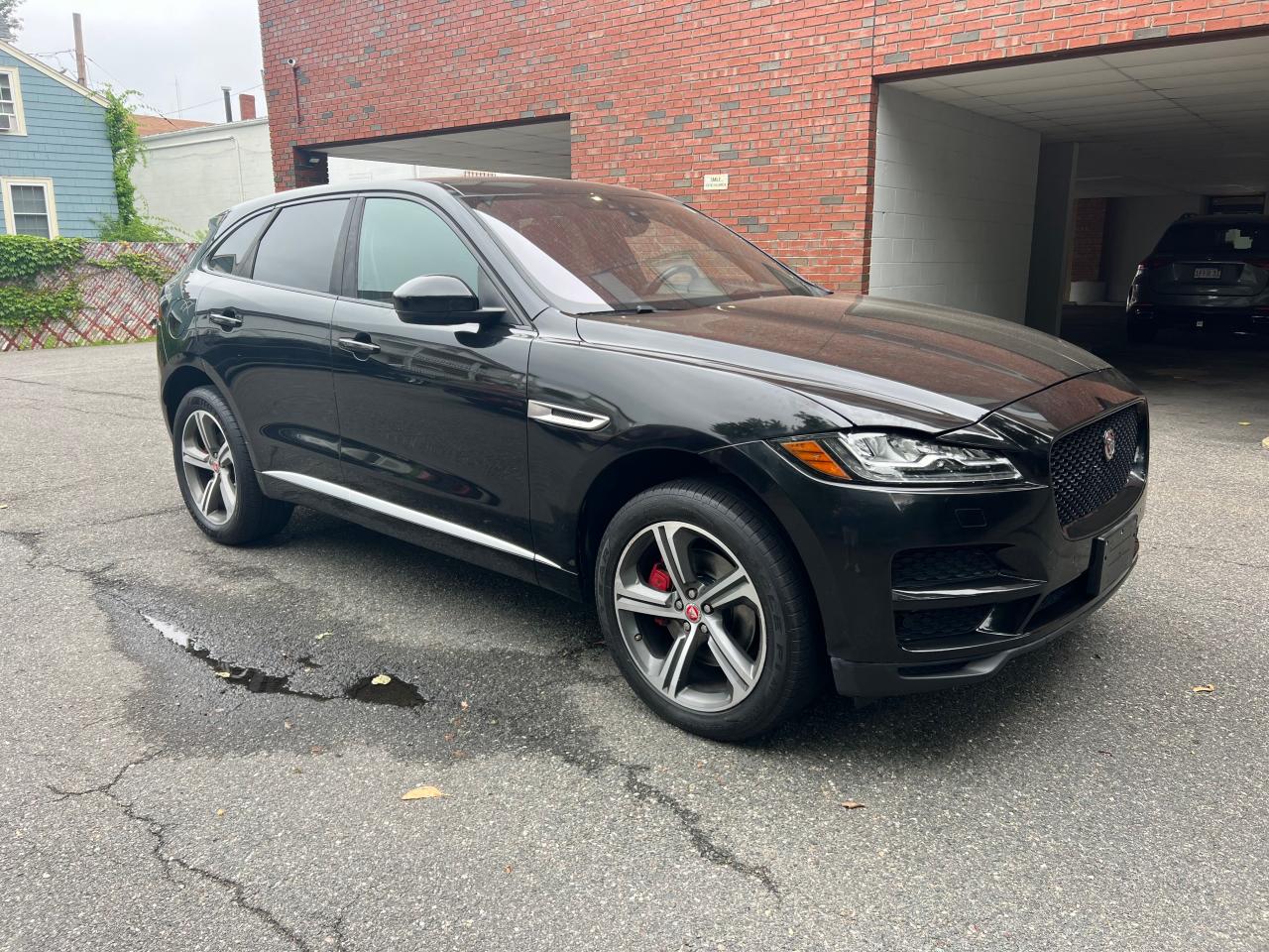 2017 Jaguar F-Pace S vin: SADCM2BV6HA067783