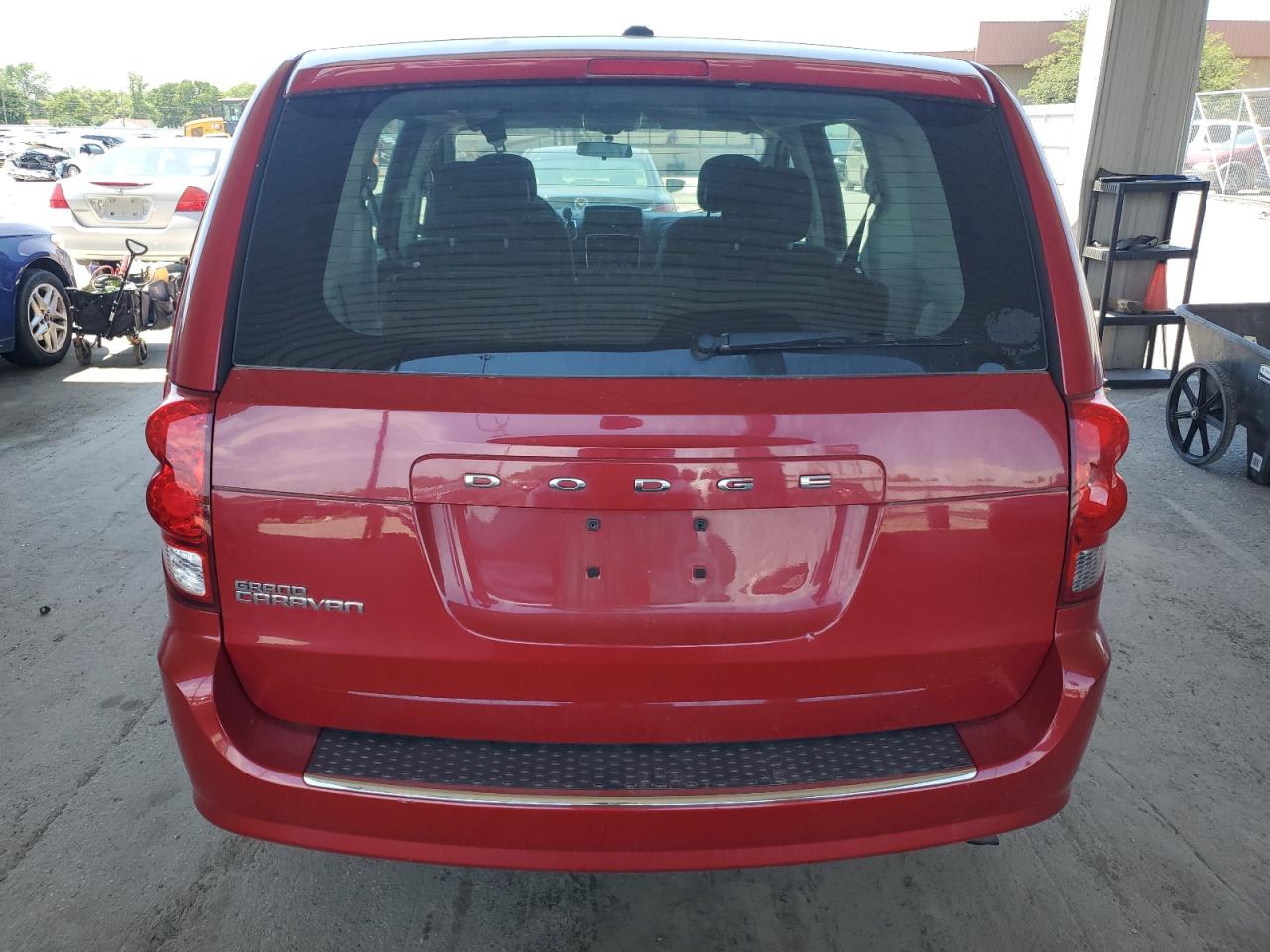 2C4RDGBG8FR543125 2015 Dodge Grand Caravan Se