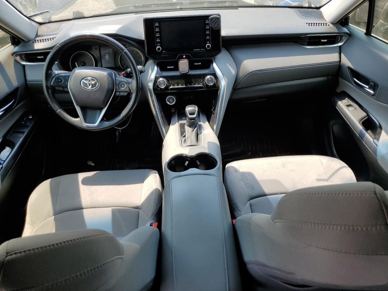 JTEAAAAH6MJ069203 2021 Toyota Venza Le