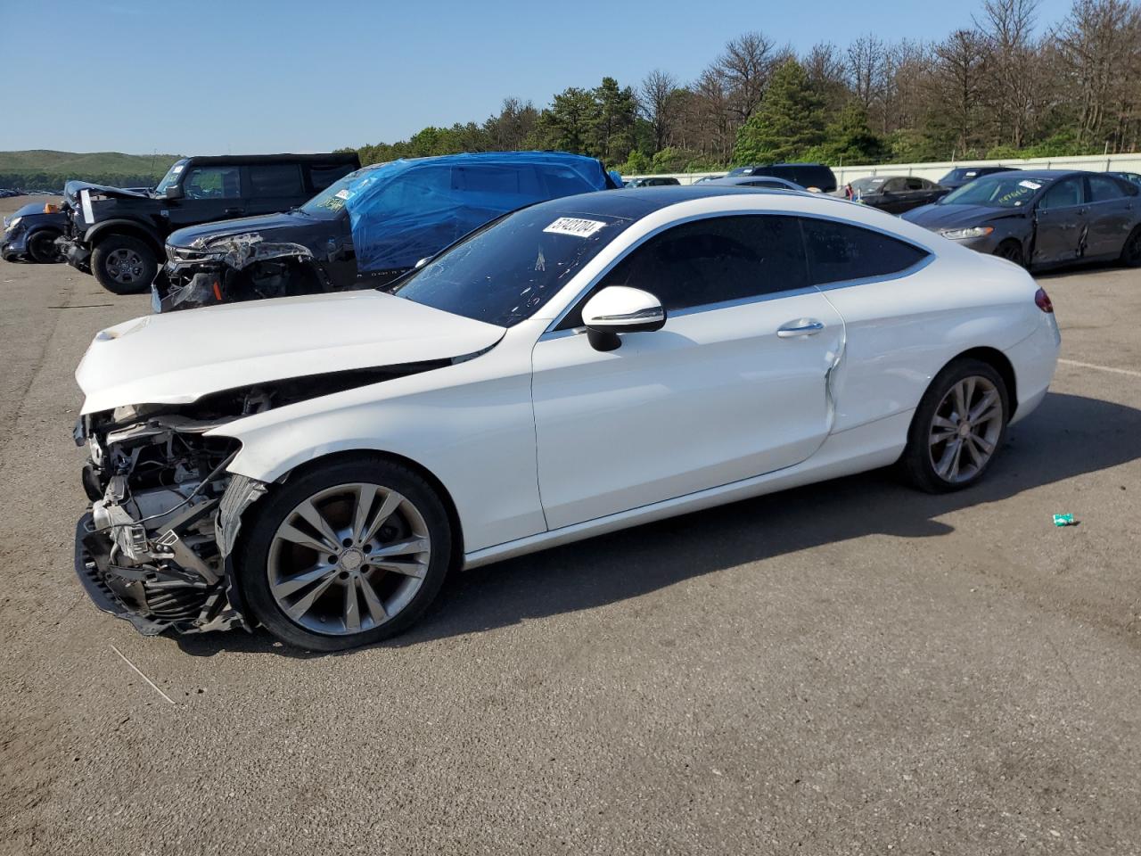 2017 Mercedes-Benz C 300 4Matic vin: WDDWJ4KB6HF405436