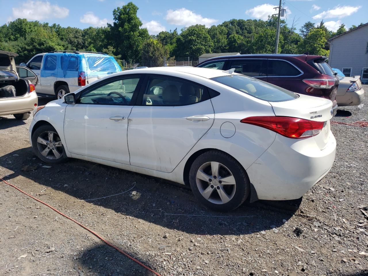 2013 Hyundai Elantra Gls vin: 5NPDH4AE7DH407737