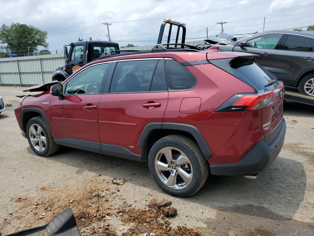 2021 Toyota Rav4 Xle Premium vin: JTMB6RFV5MD045822