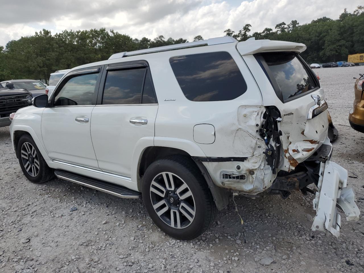 JTEZU5JR3G5142471 2016 Toyota 4Runner Sr5