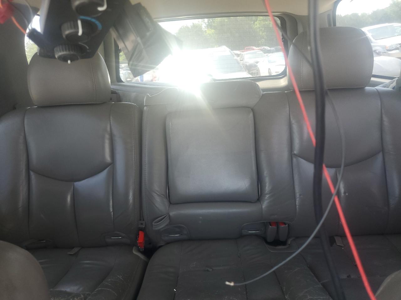 1GNEC13Z24R235439 2004 Chevrolet Tahoe C1500