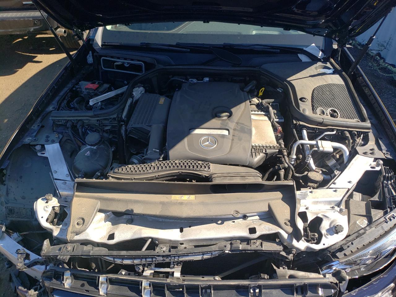 WDDZF4KB0JA379689 2018 Mercedes-Benz E 300 4Matic