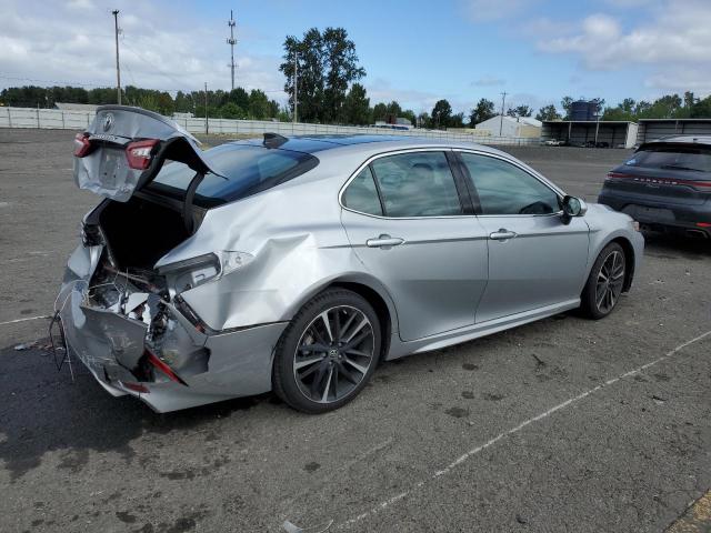 Vin: 4t1b61hk6ku760878, lot: 58784124, toyota camry xse 20193