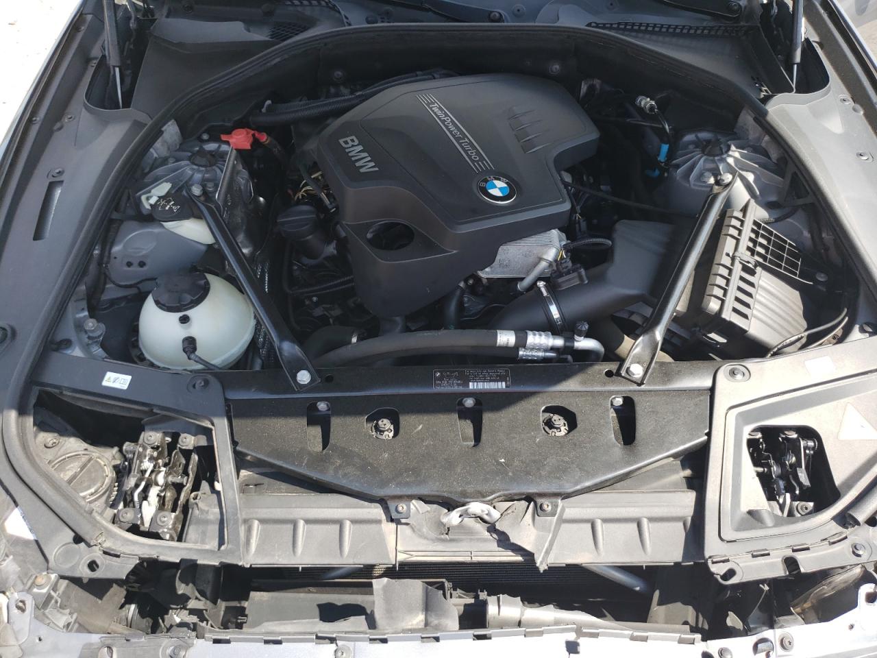 WBAXH5C56CDW09986 2012 BMW 528 Xi