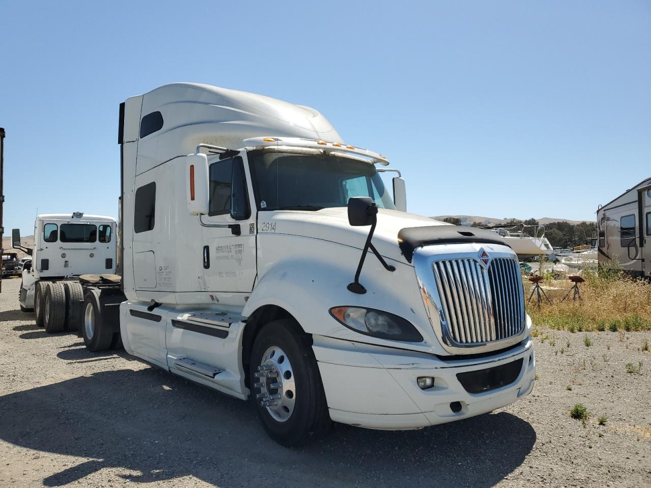 International LA687 2013 ProStar+