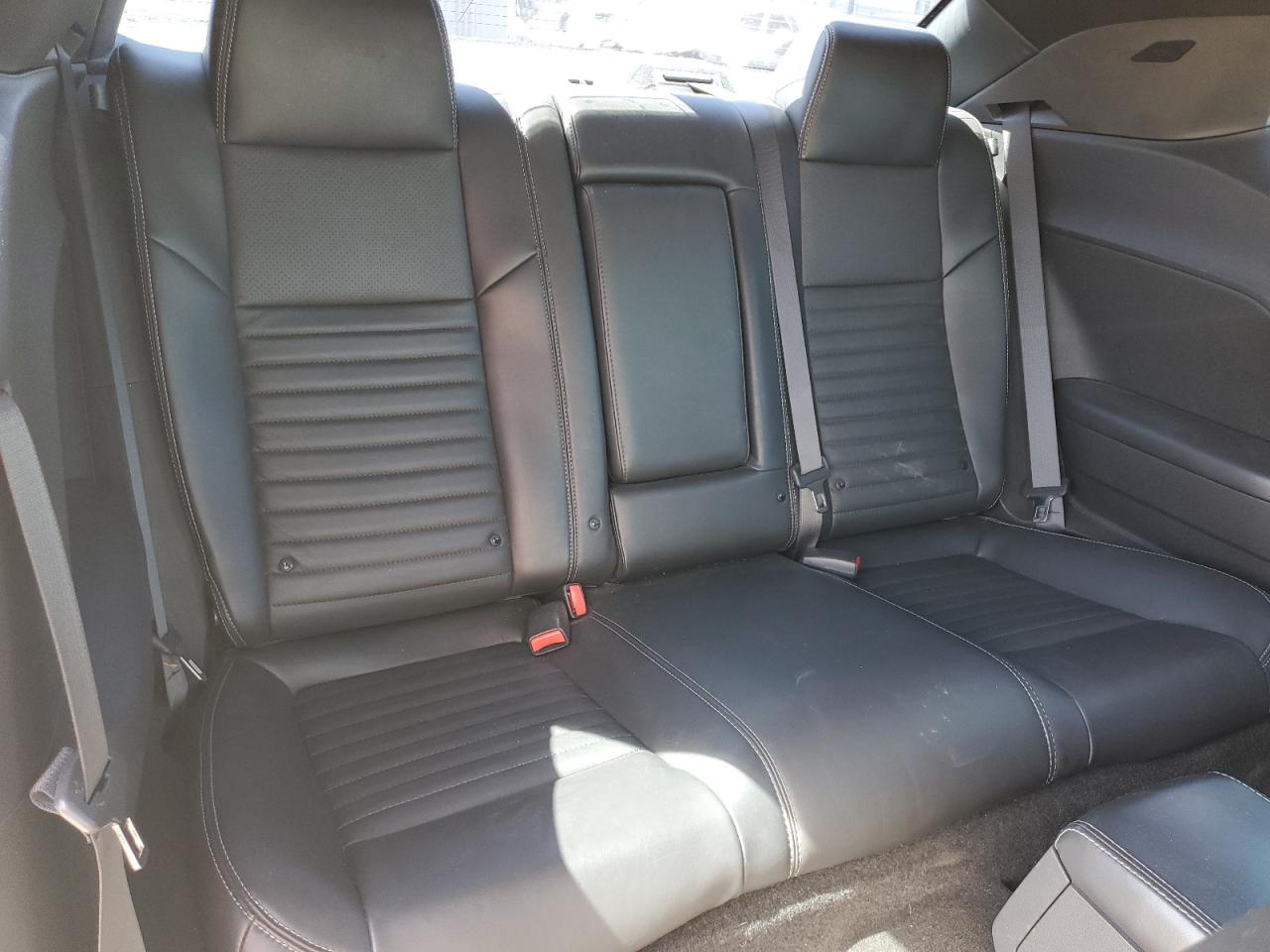 2C3CDYBT3CH109774 2012 Dodge Challenger R/T