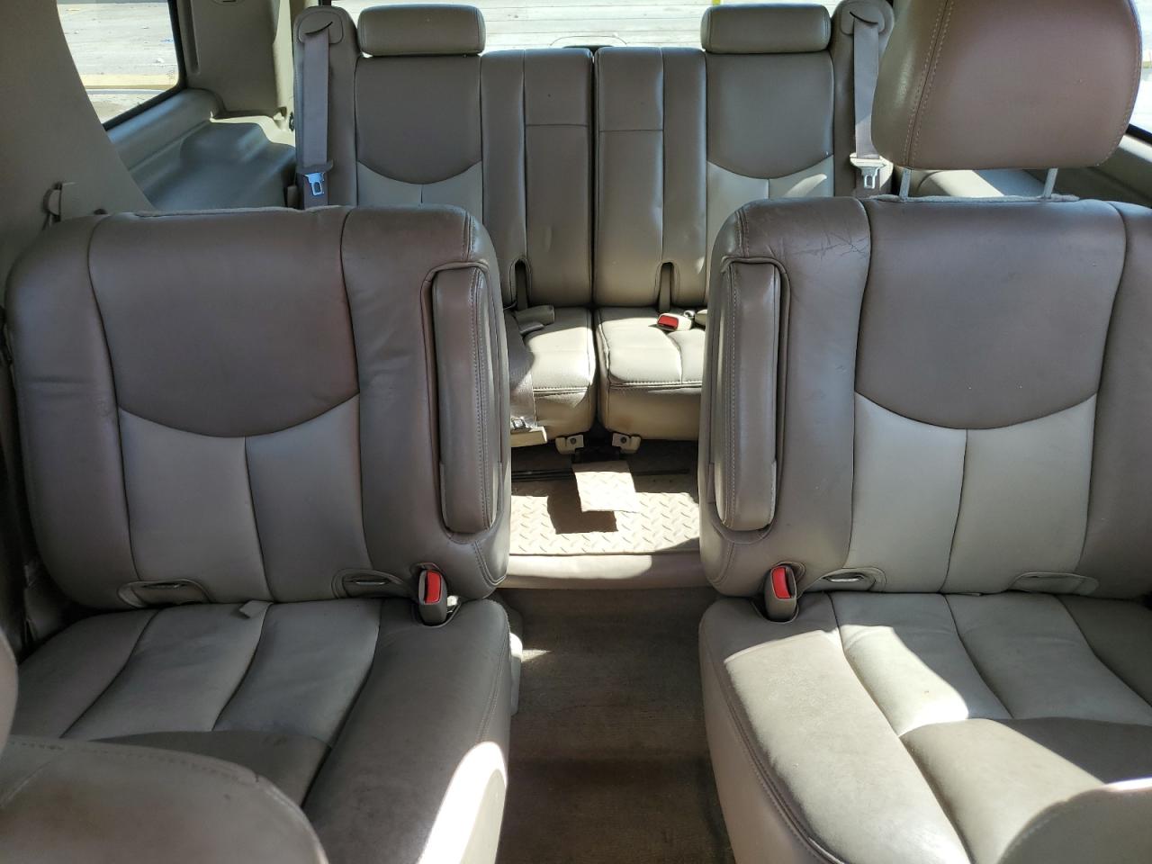 1GKEK63UX4J259438 2004 GMC Yukon Denali