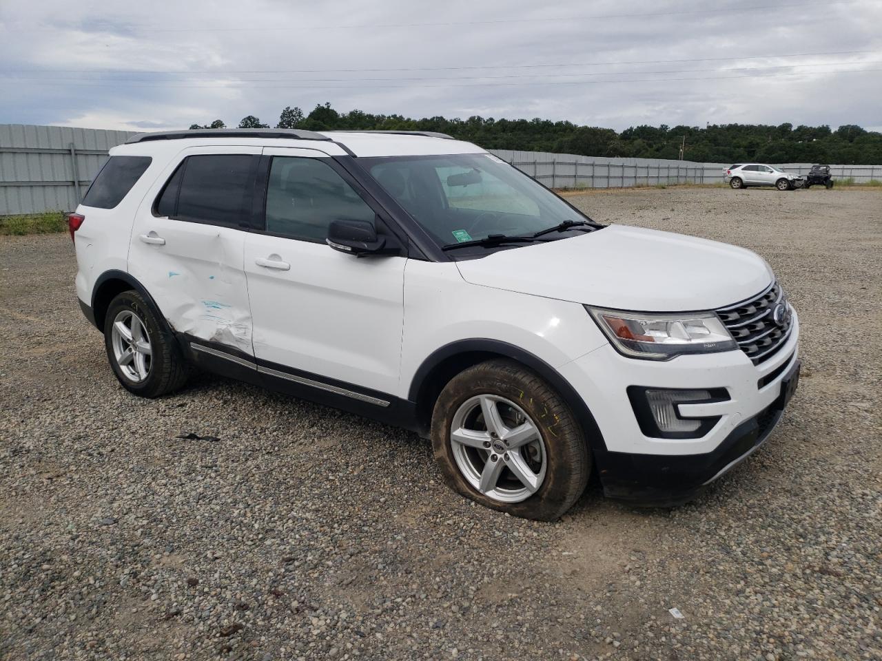 2017 Ford Explorer Xlt vin: 1FM5K8D89HGD05249