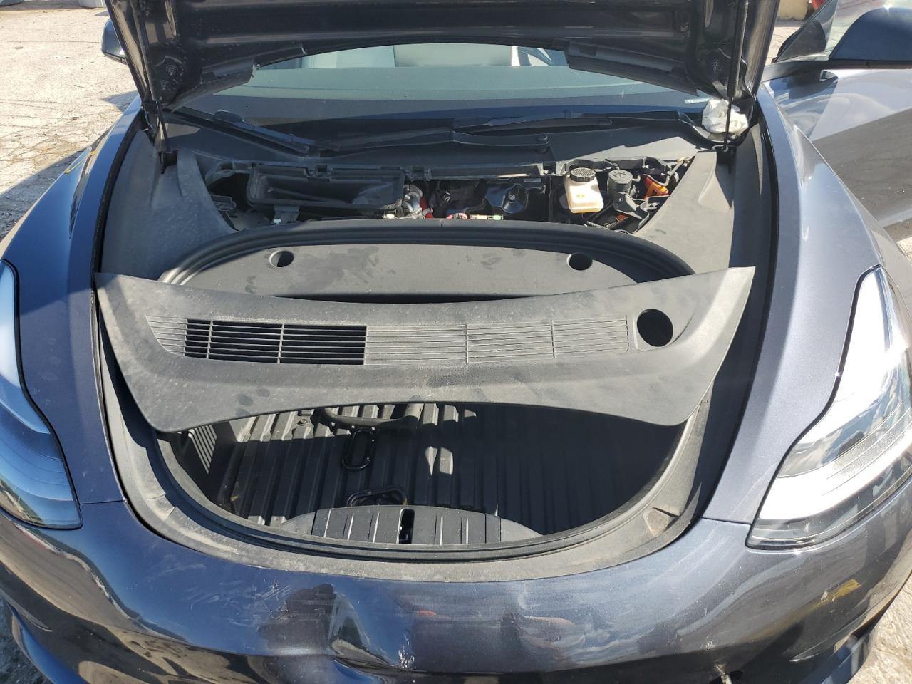 5YJ3E1EA2PF383960 2023 Tesla Model 3