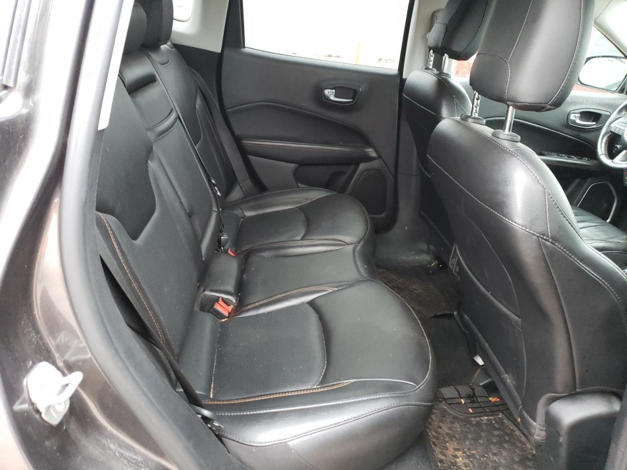 3C4NJDCB3LT147945 2020 Jeep Compass Limited