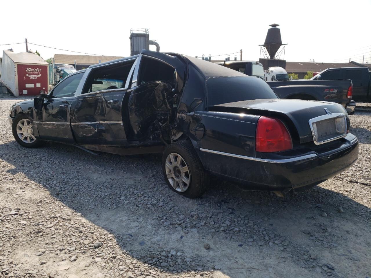 Lot #2955121794 2007 LINCOLN TOWN CAR E