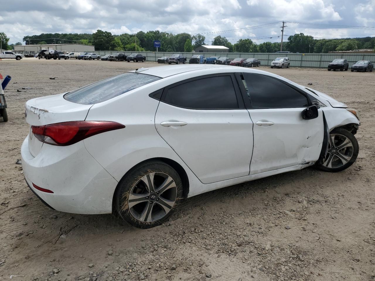 5NPDH4AE2EH474568 2014 Hyundai Elantra Se