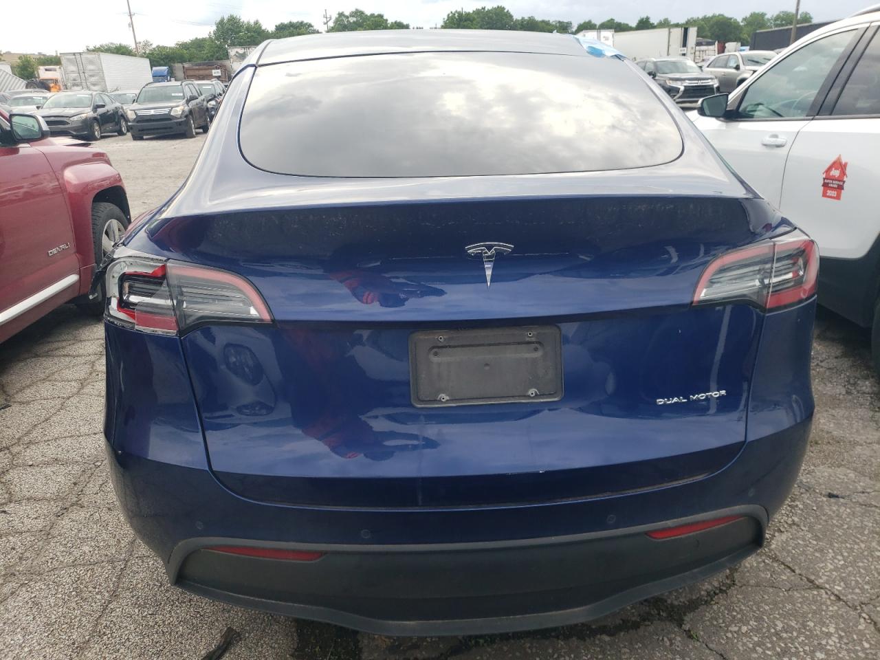 7SAYGDEF9NF400038 2022 Tesla Model Y