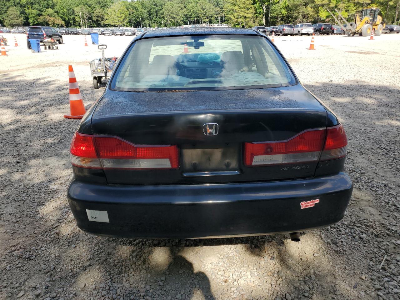 1HGCG665X1A132288 2001 Honda Accord Lx
