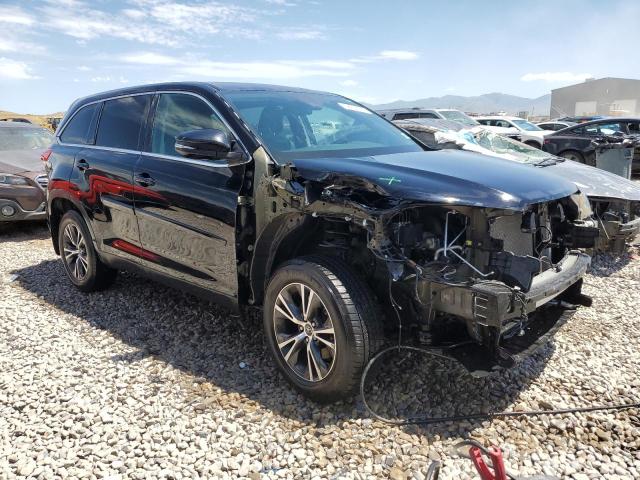 VIN 5TDBZRFH7KS929912 2019 Toyota Highlander, LE no.4