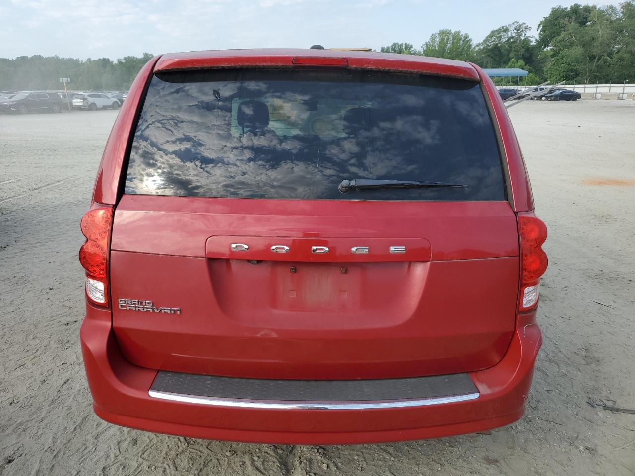 2C4RDGBG1ER233008 2014 Dodge Grand Caravan Se