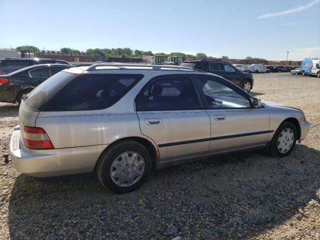 1HGCE182XVA009656 1997 Honda Accord Lx