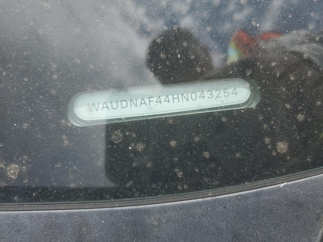 WAUDNAF44HN043254 2017 Audi A4 Premium