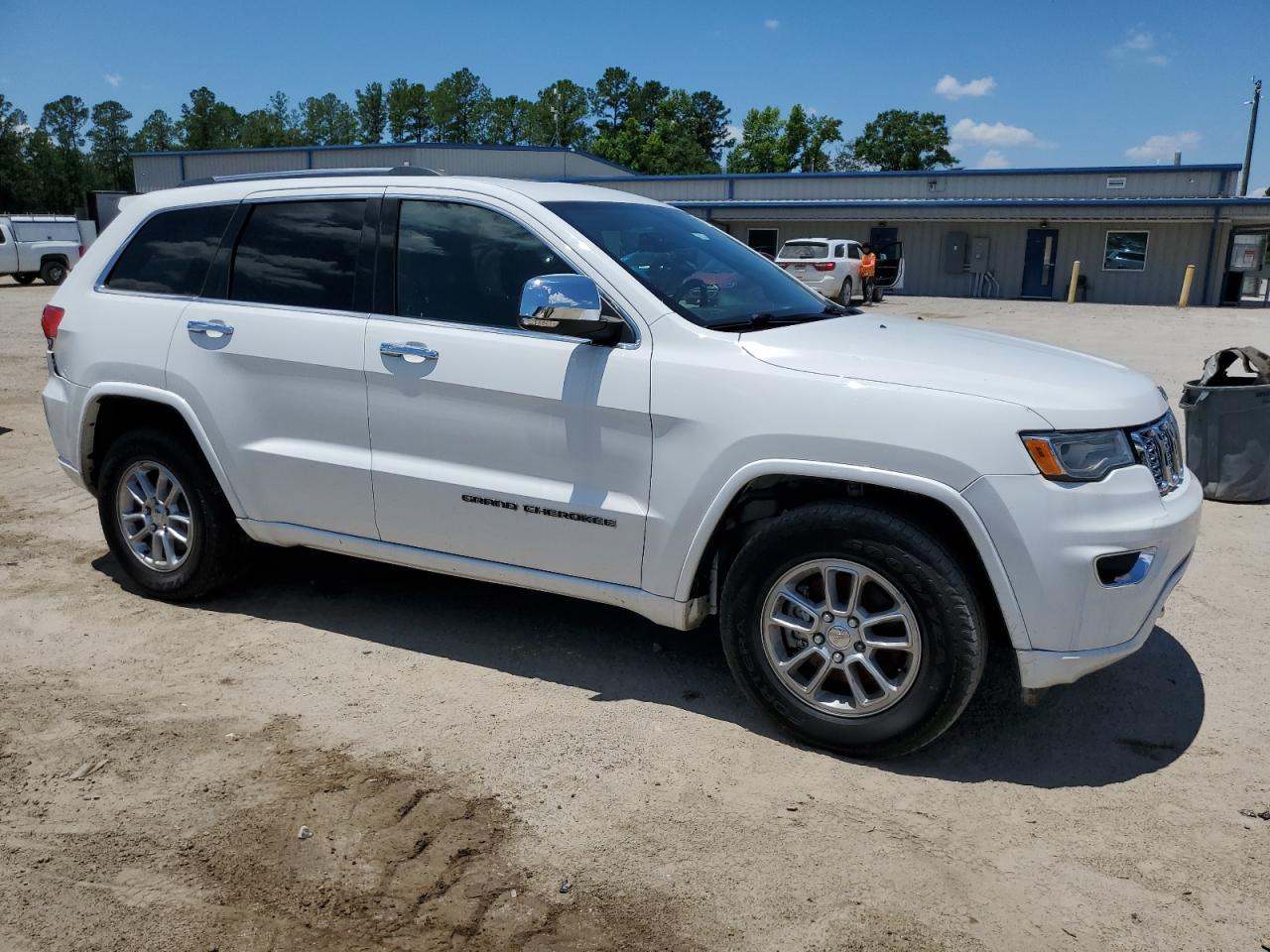 2017 Jeep Grand Cherokee Overland vin: 1C4RJECG6HC793924