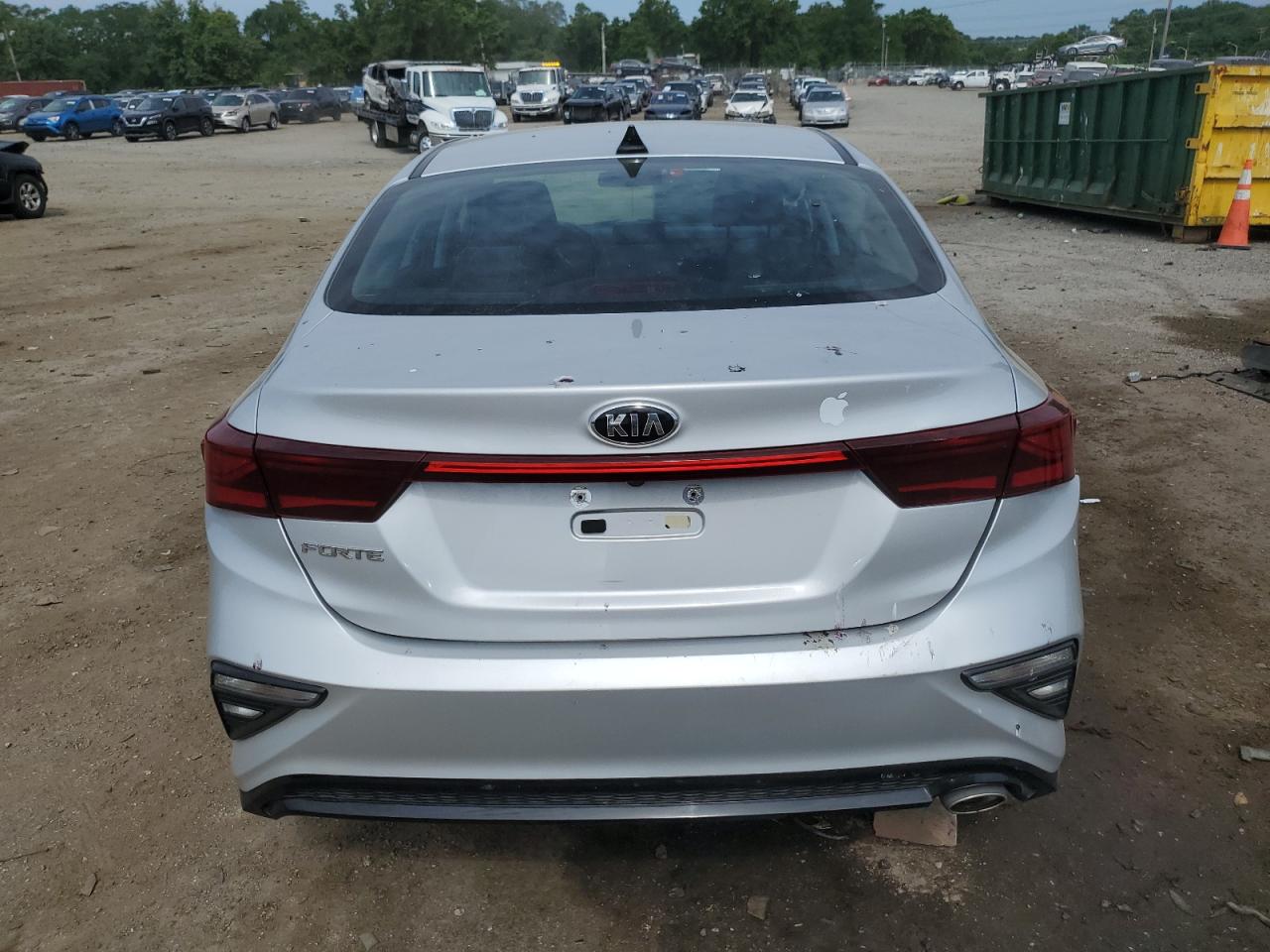 3KPF24AD2ME340549 2021 Kia Forte Fe