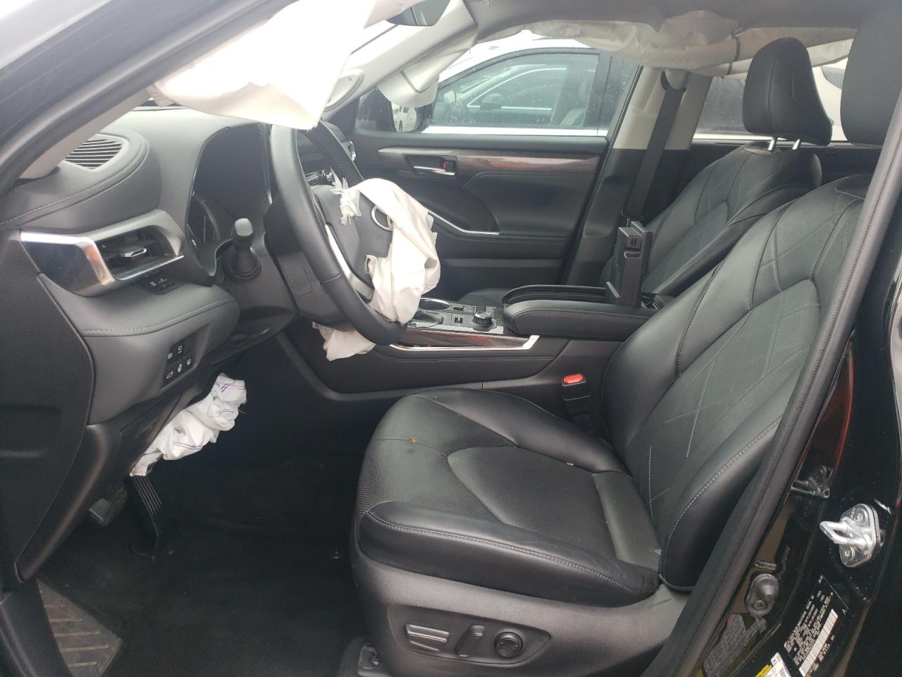 5TDFZRBH7NS237015 2022 Toyota Highlander Platinum