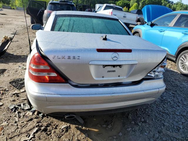 2002 Mercedes-Benz Slk 320 VIN: WDBKK65F82F239555 Lot: 56152504