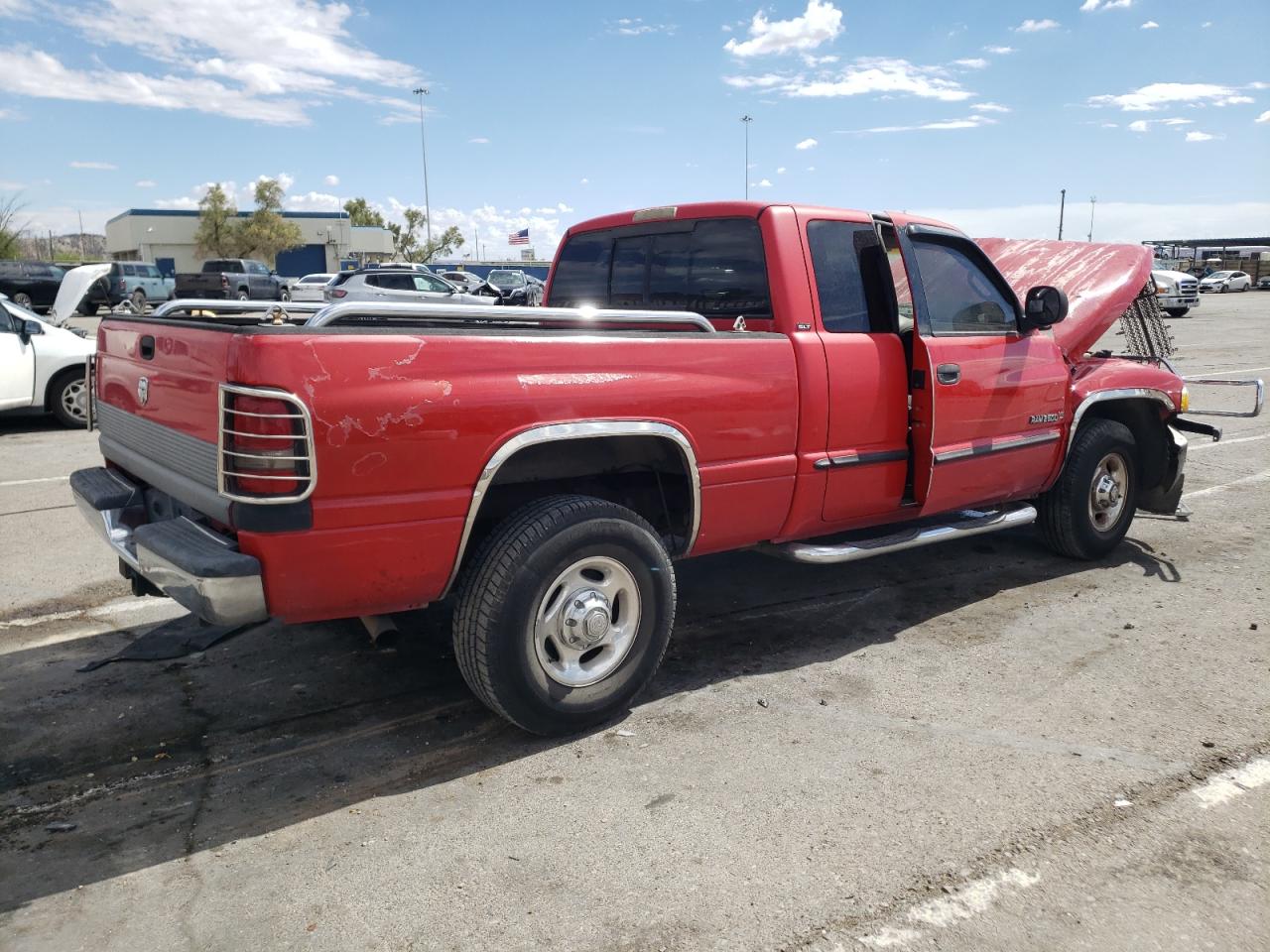 3B7KC23Z4YG139187 2000 Dodge Ram 2500 3B7KC23Z4YG139187 2000 Dodge Ram 2500
