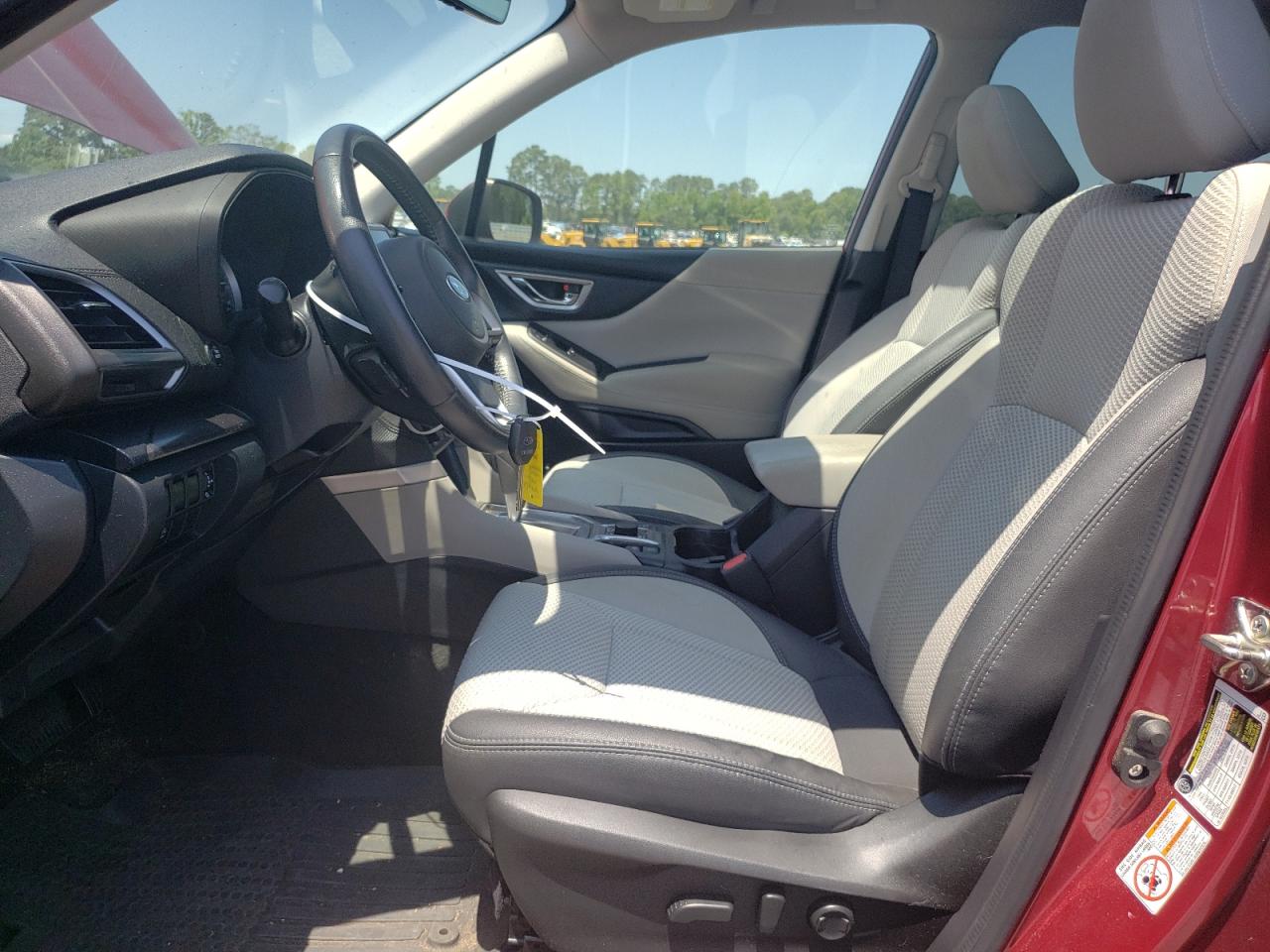 JF2SKAEC6KH410335 2019 Subaru Forester Premium