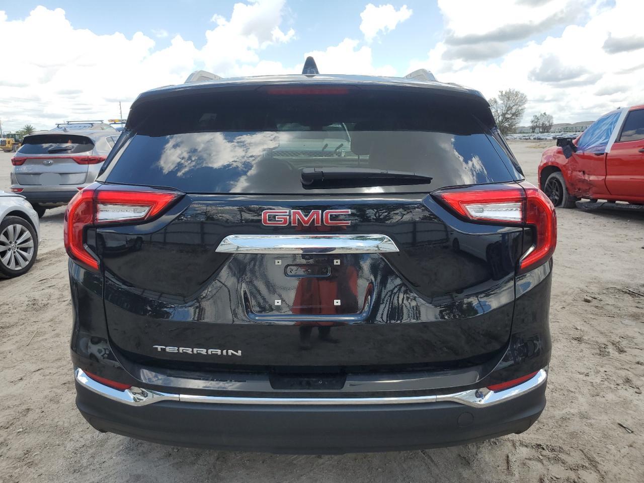 3GKALPEGXRL231163 2024 GMC Terrain Slt