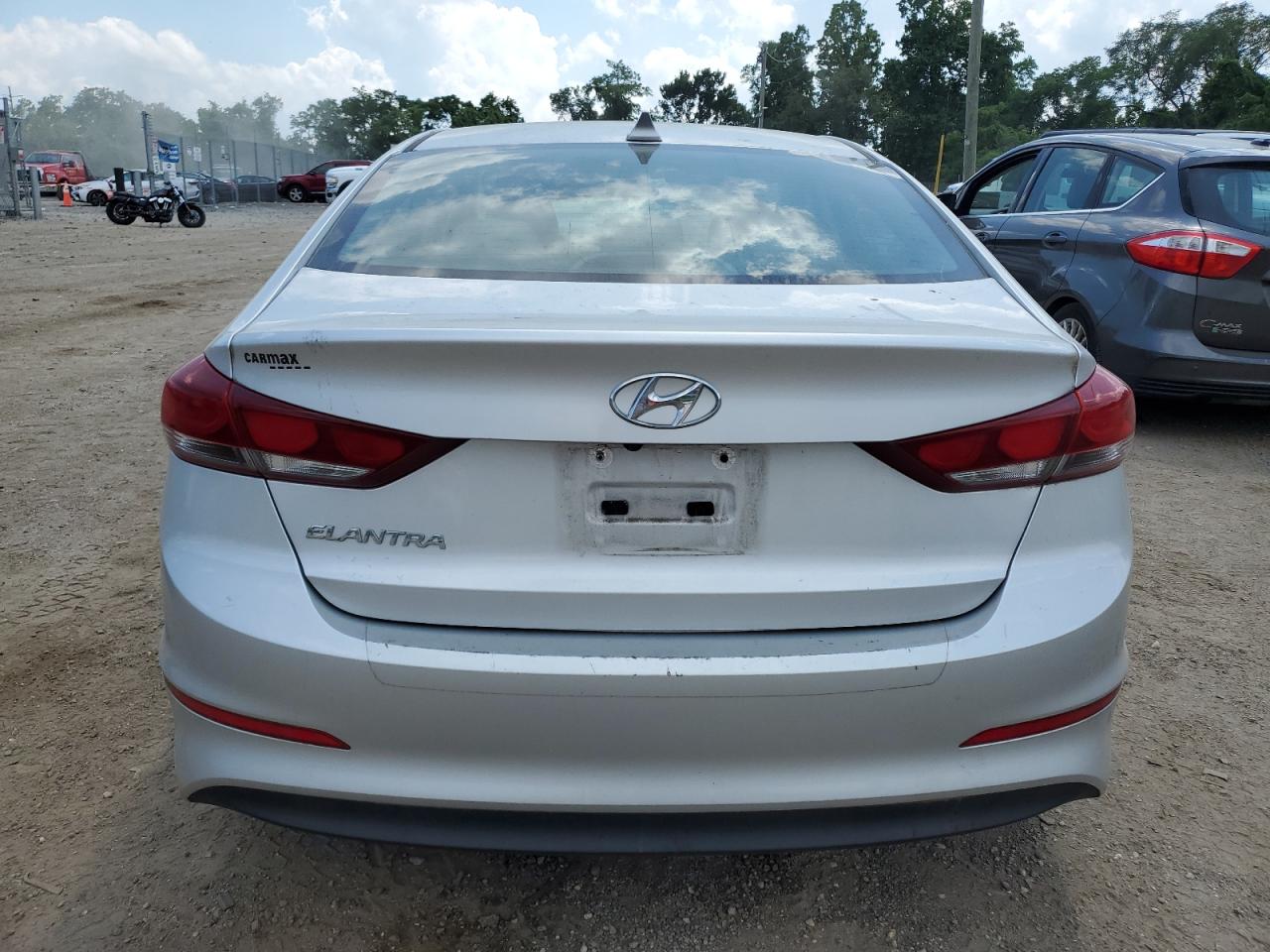 2017 Hyundai Elantra Se vin: 5NPD84LF9HH128575