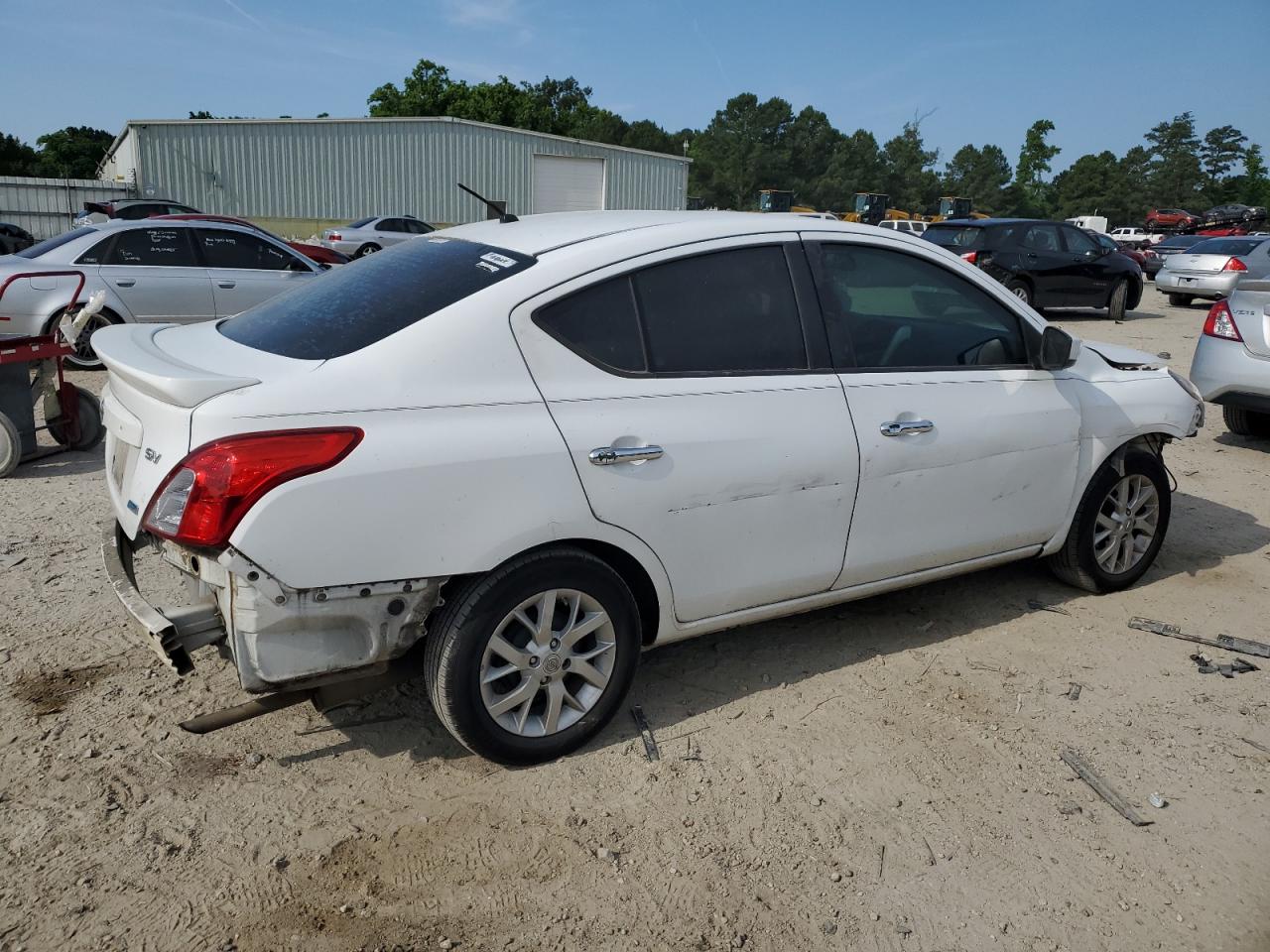 3N1CN7AP4FL827307 2015 Nissan Versa S