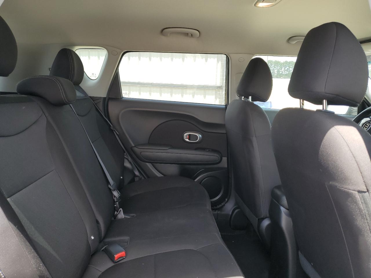 KNDJN2A22J7515348 2018 Kia Soul