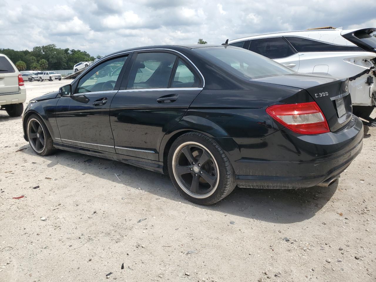 WDDGF5EB8AR086181 2010 Mercedes-Benz C 300