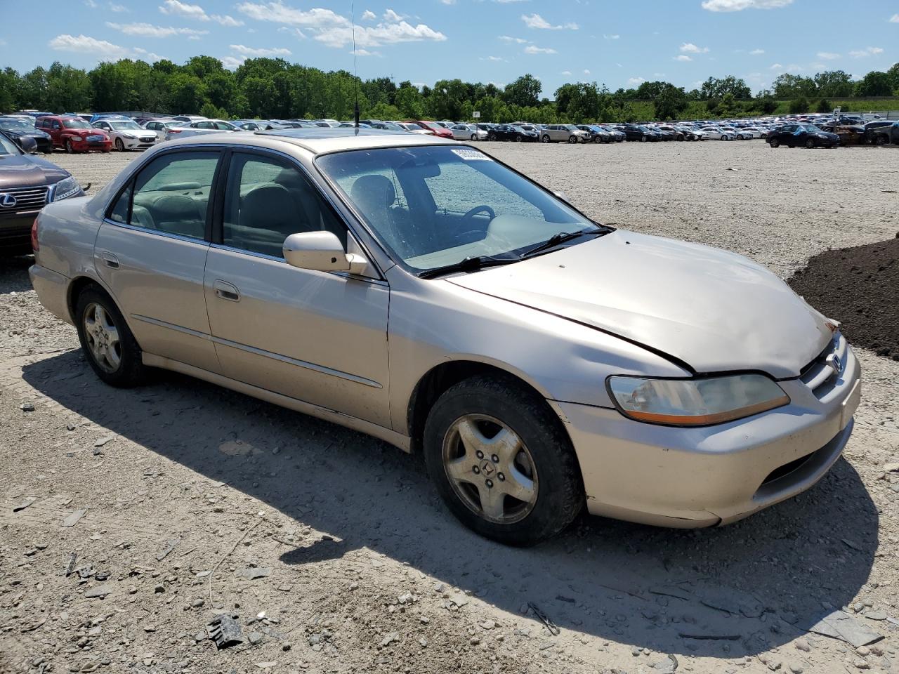 1HGCG1659YA009790 2000 Honda Accord Ex