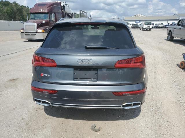 WA1A4AFY0J2147611 2018 Audi Sq5 Premium Plus