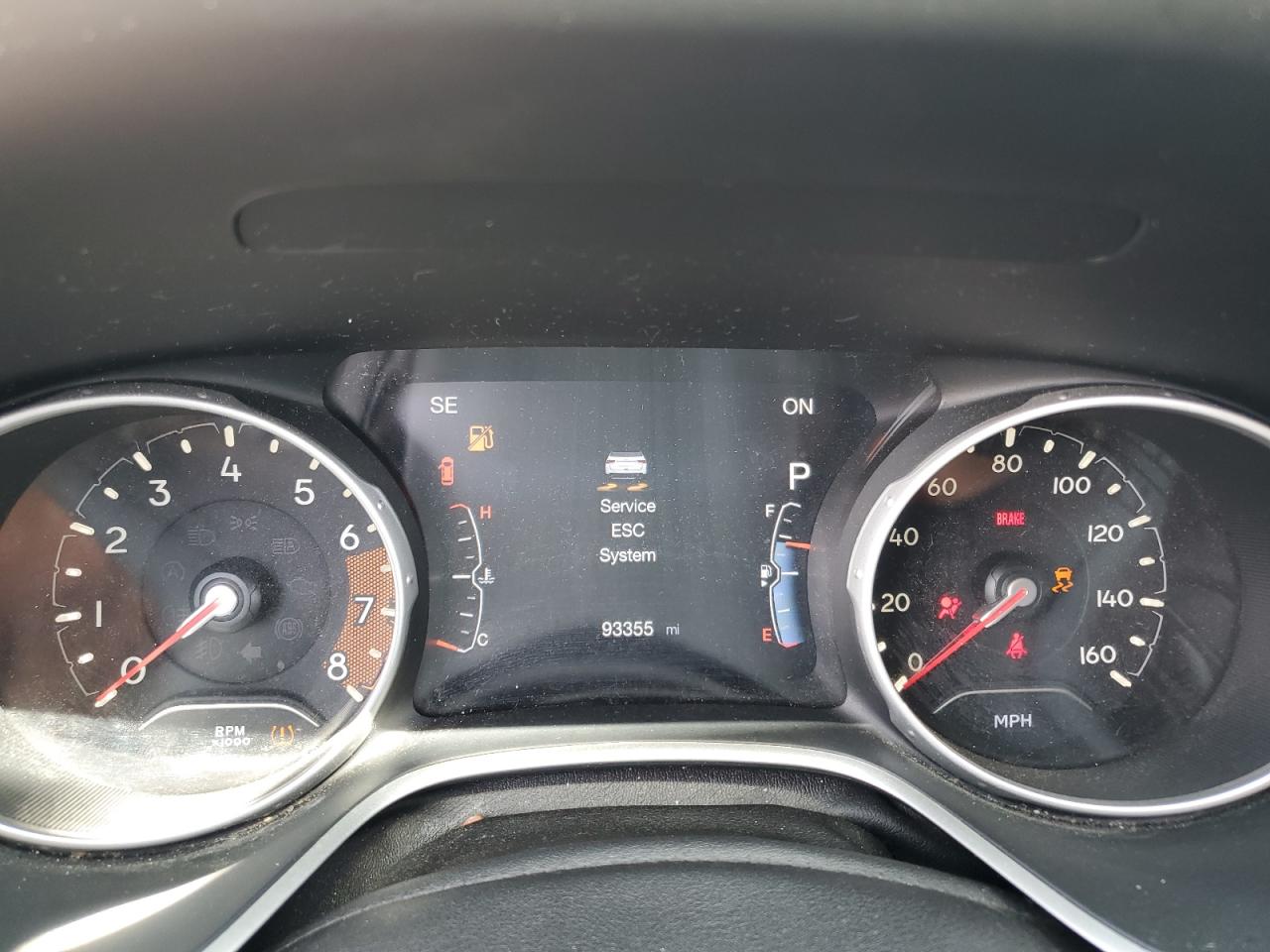 3C4NJCBB8JT193943 2018 Jeep Compass Latitude