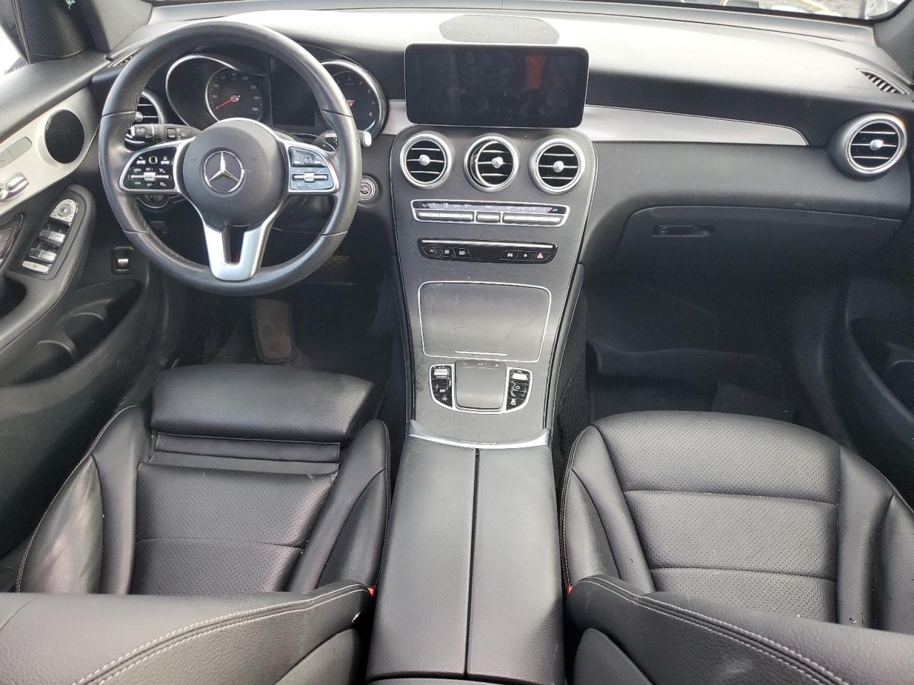 WDC0G8DB4LF695049 2020 Mercedes-Benz Glc 300