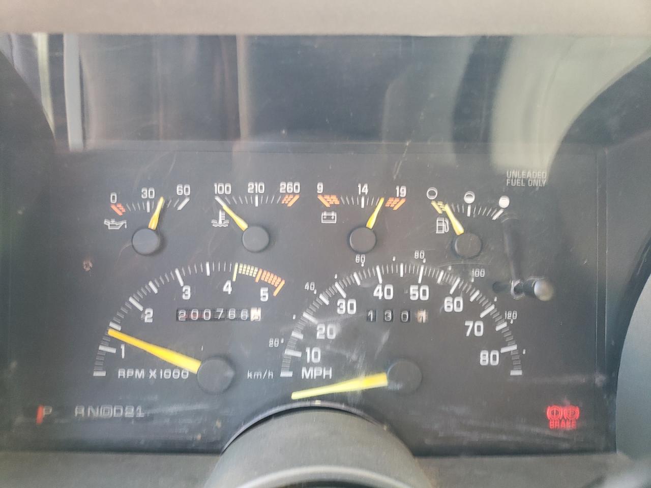 1GKGK26N5PJ725996 1993 GMC Suburban K2500