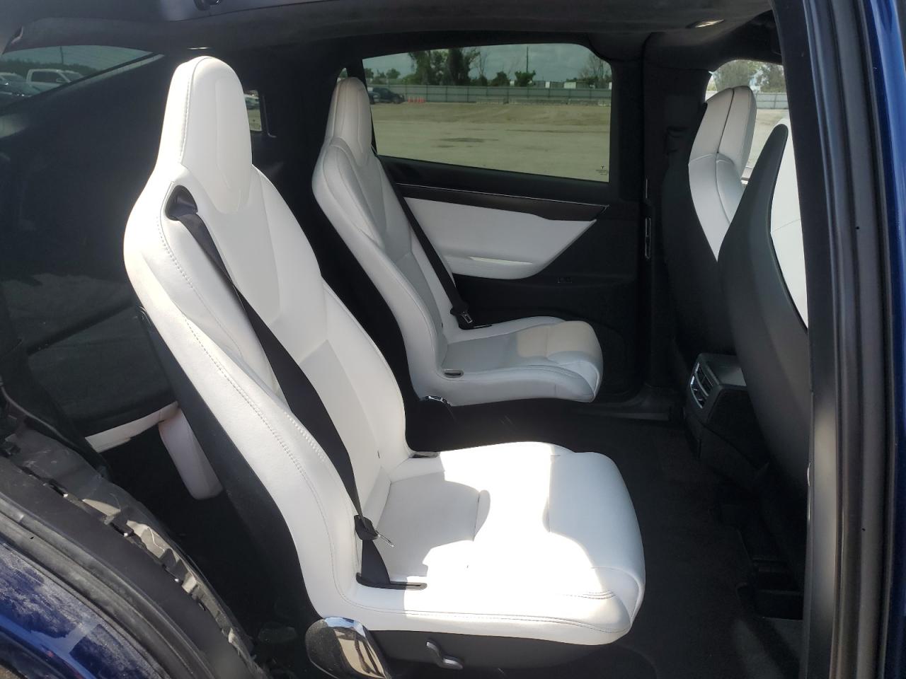 5YJXCBE22HF077428 2017 Tesla Model X