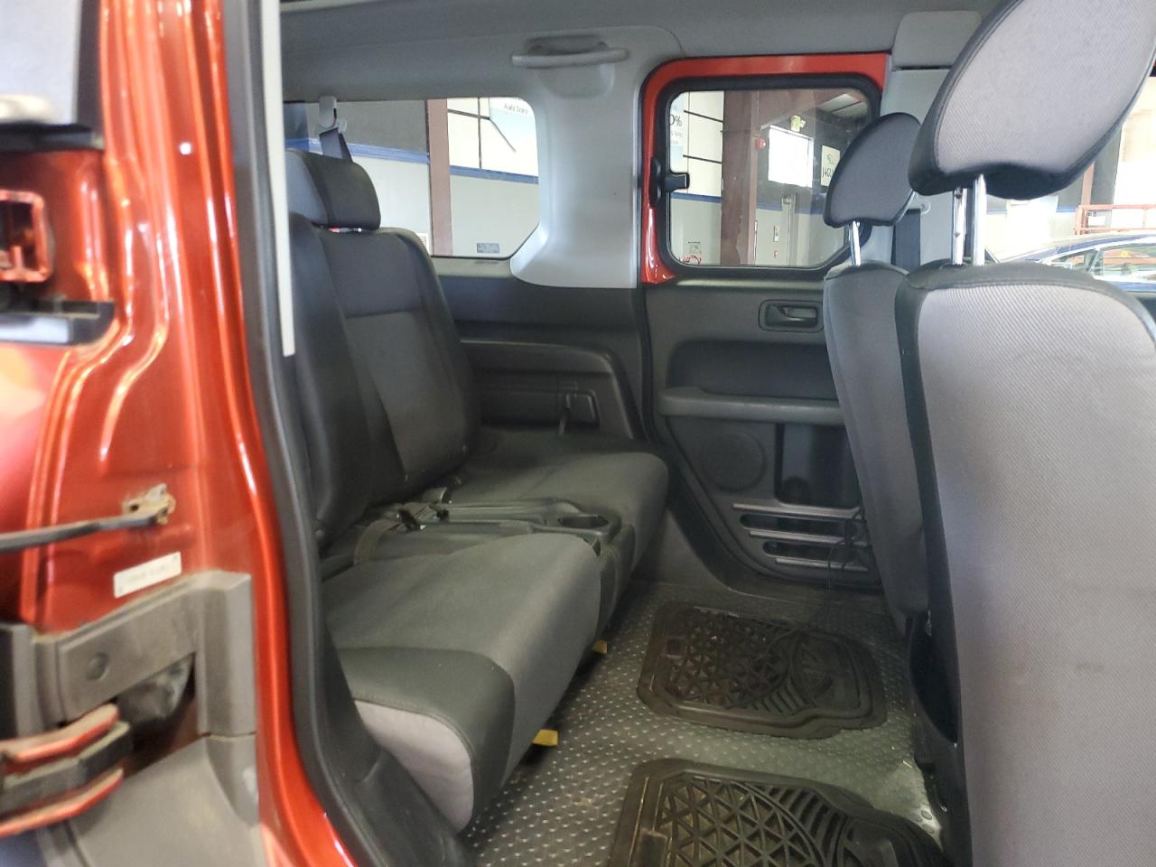 5J6YH28574L029517 2004 Honda Element Ex