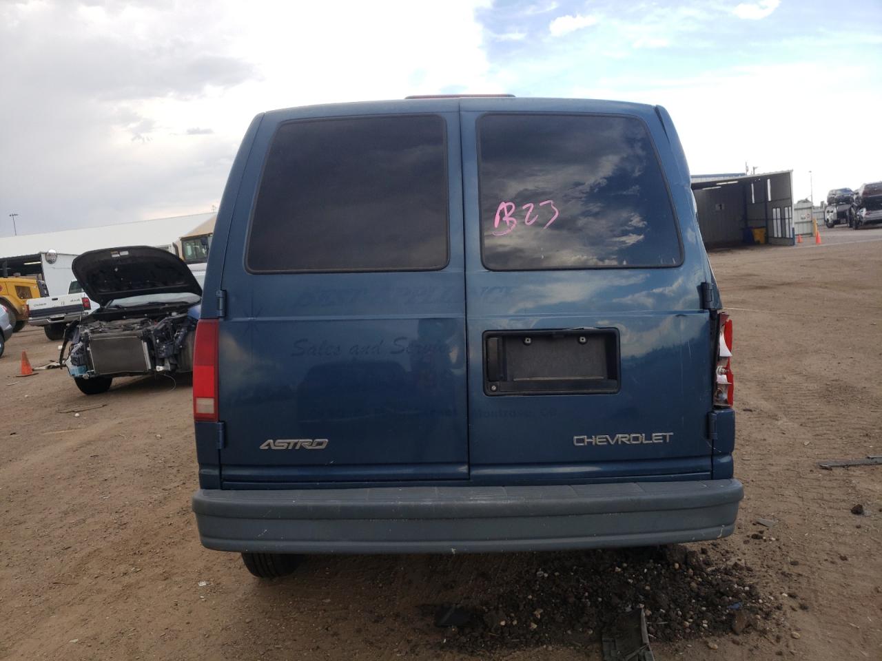 1GCDL19W71B121376 2001 Chevrolet Astro