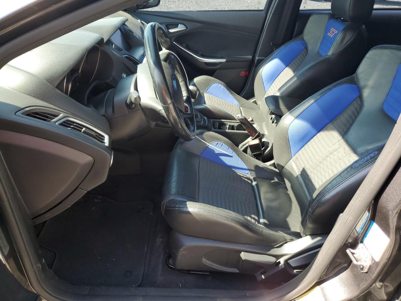 1FADP3L94FL208002 2015 Ford Focus St