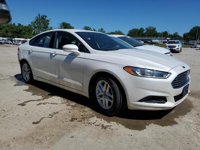 VIN 3FA6P0H75FR180792 2015 Ford Fusion, SE no.4